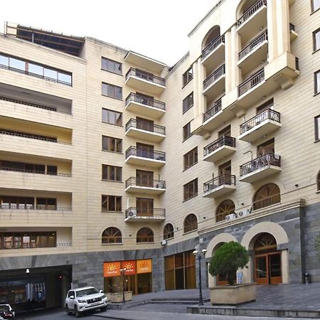 Byuzand7 New Building In Republic Square Erevan Exterior foto